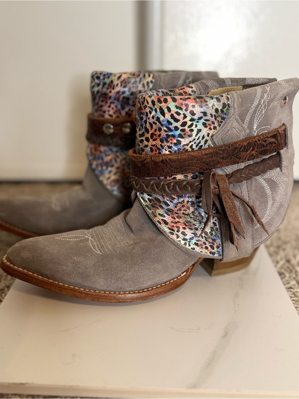 One-of-a-Kind Canty Idyllwind Upcycled Western Boots